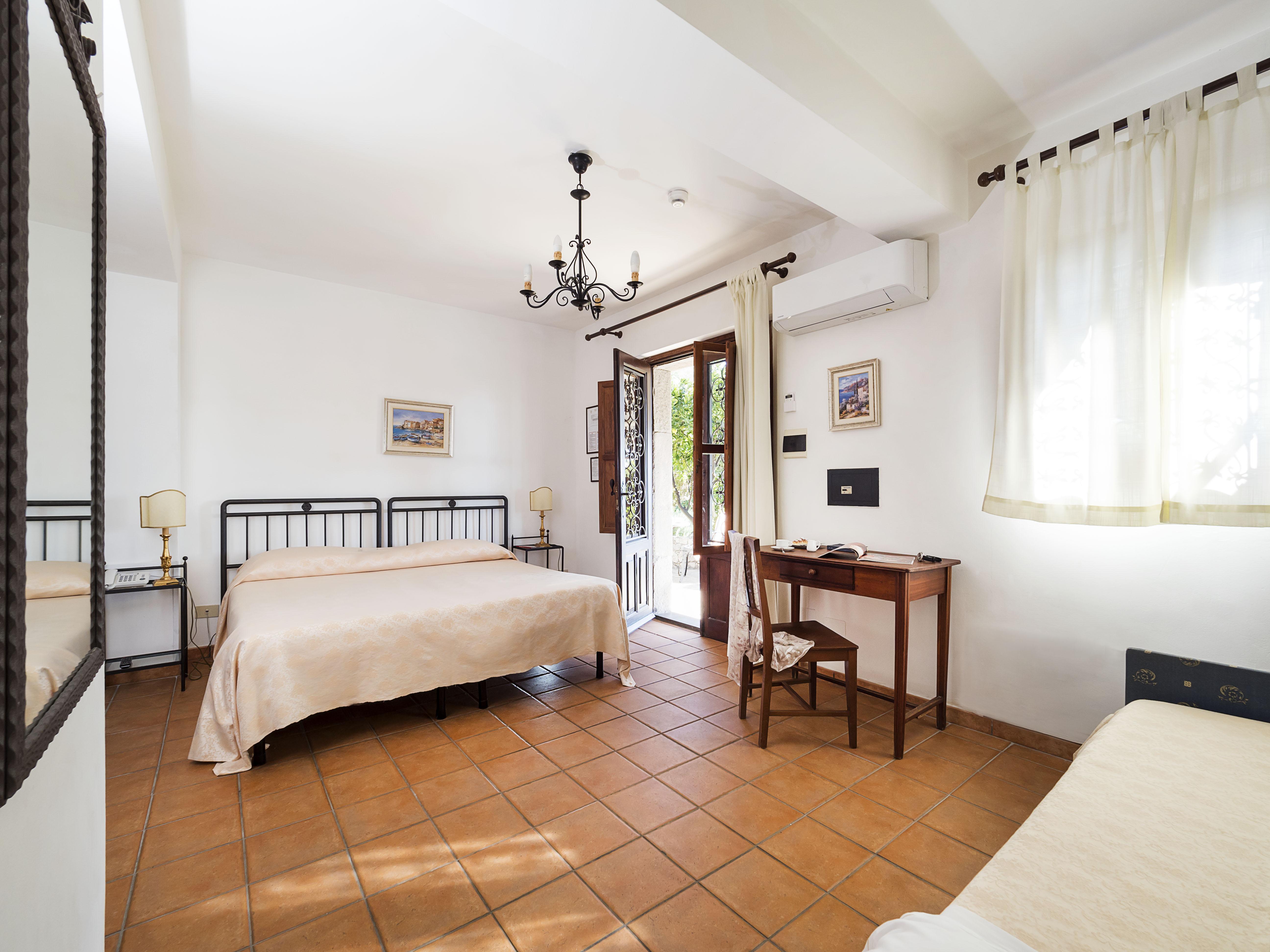 Hotel Bel Soggiorno Taormina Exterior photo